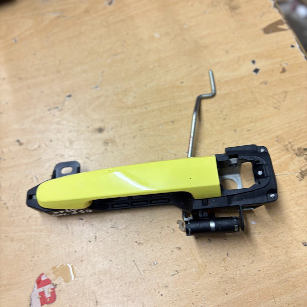 Toyota Aygo Mk2 AB40 2014-2021 Right Front Exterior Door Handle 69211-0H900