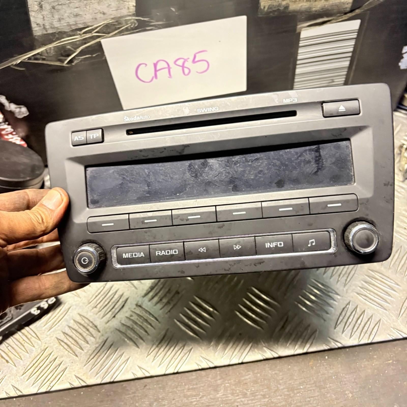 Skoda Octavia 2012 Music Radio CD Player Main Unit 1Z0035161M