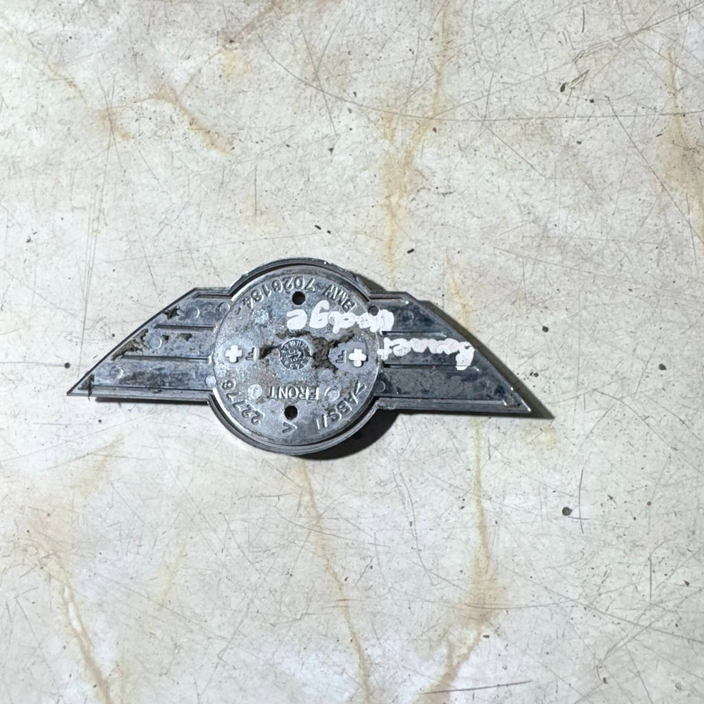 MINI COOPER ONE R50 2001-2006 FRONT BADGE LOGO EMBLEM 7026184 22776