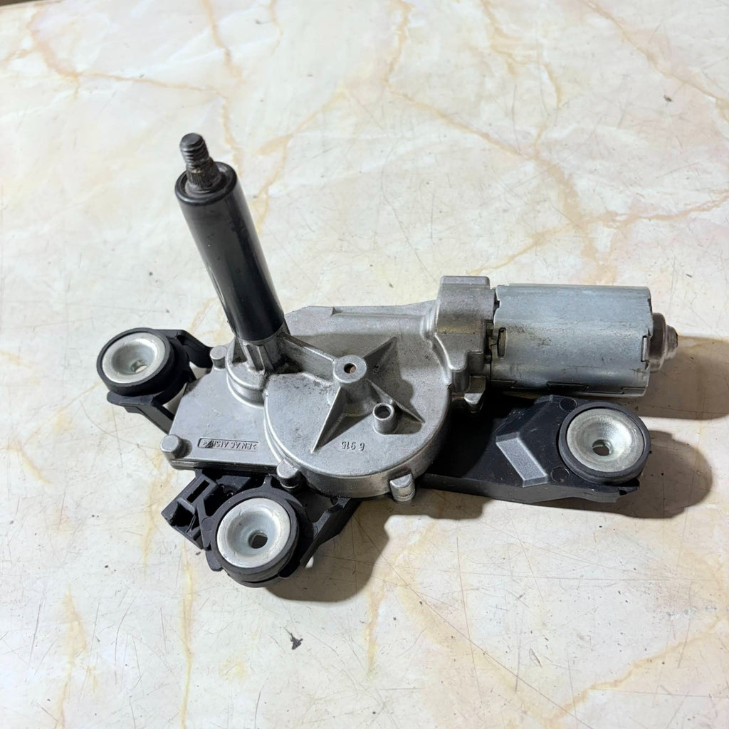 2015 MK3 FORD FOCUS 5 Door Hatchback Valeo Rear Wiper Motor 0 390 201 259