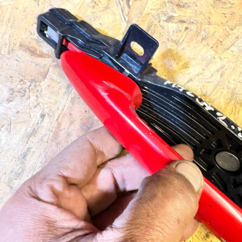 MAZDA 2 EXTERIOR DOOR HANDLE DRIVERS FRONT RIGHT SIDE 2007-2014