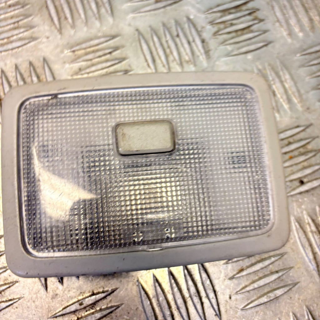 Rear Interior Light for Chevrolet Captiva UK861550-01 2010