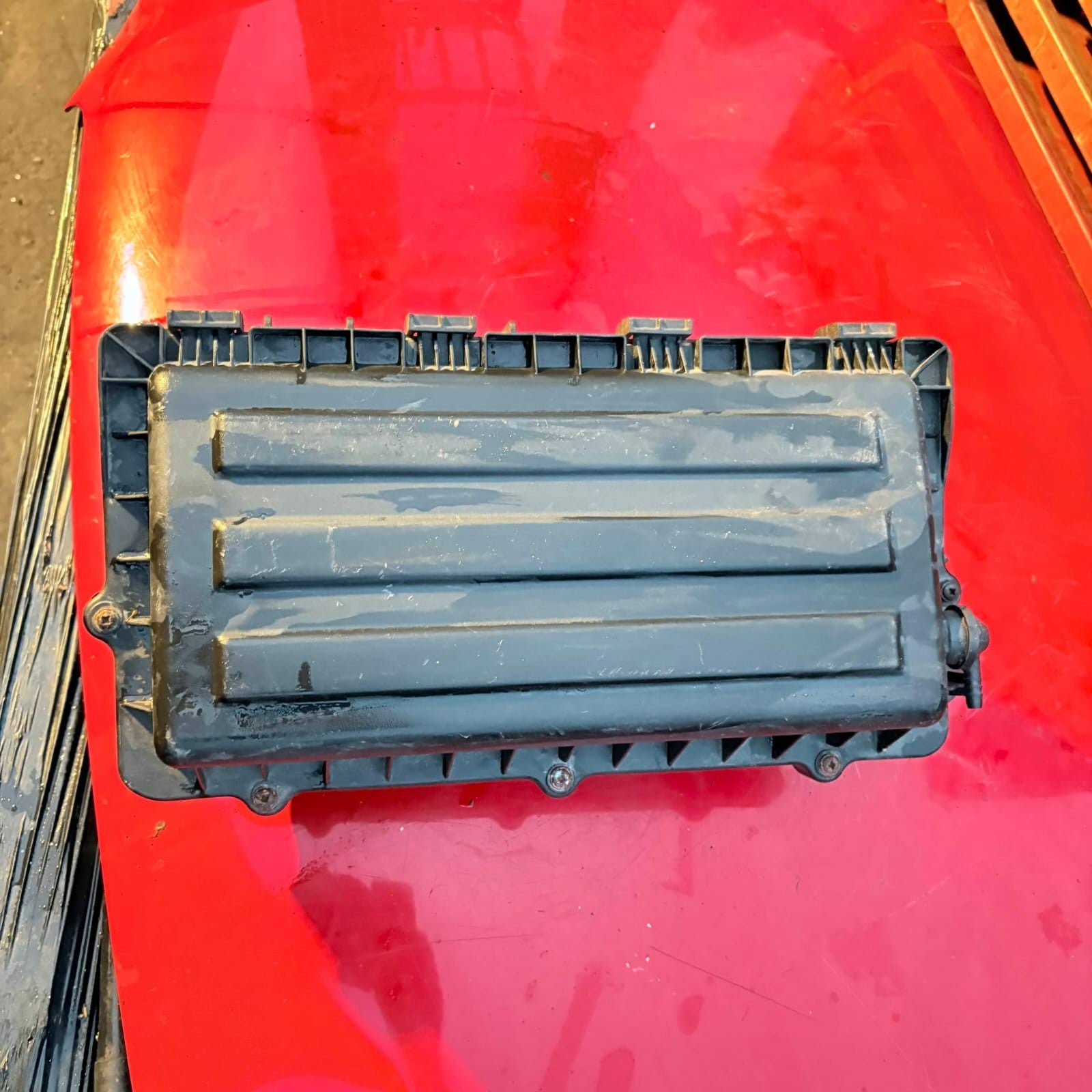 VW POLO MK4 2009 1.4 PETROL BUD AIR FILTER BOX 036129611CD 036129620H