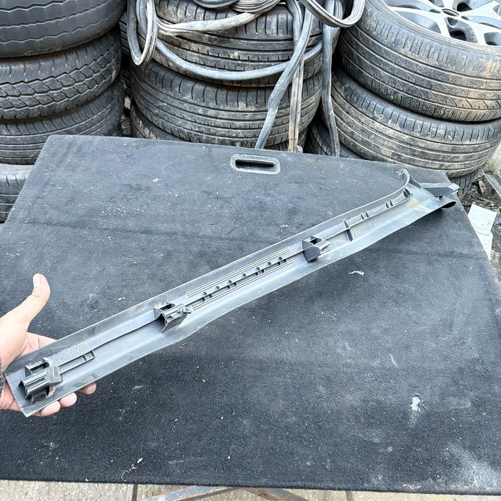 Audi A4 S4 B6 B7 Cabriolet 2002-09 Front Left Passenger Door Sill Trim 8H0853905