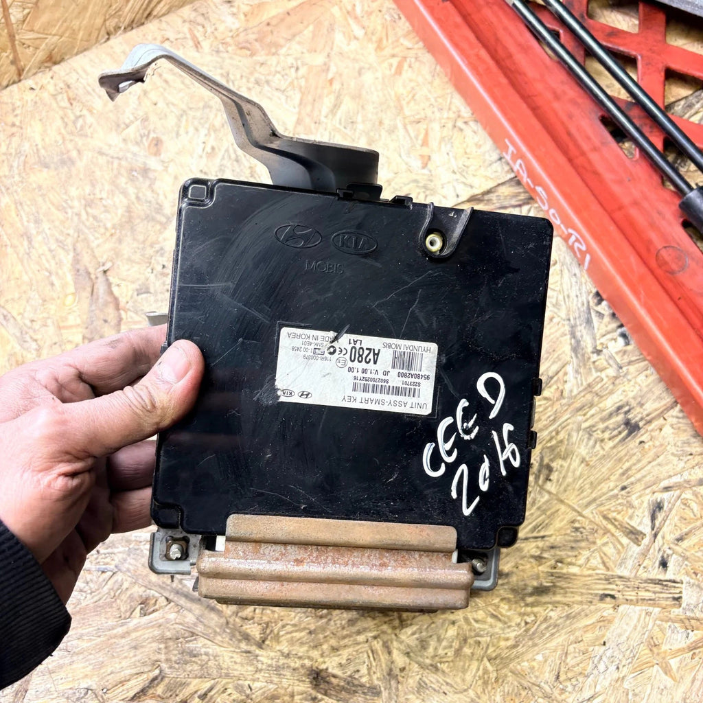 2012-2018 KIA CEED MK2 KEYLESS ECU CONTROL MODULE 95480A2800