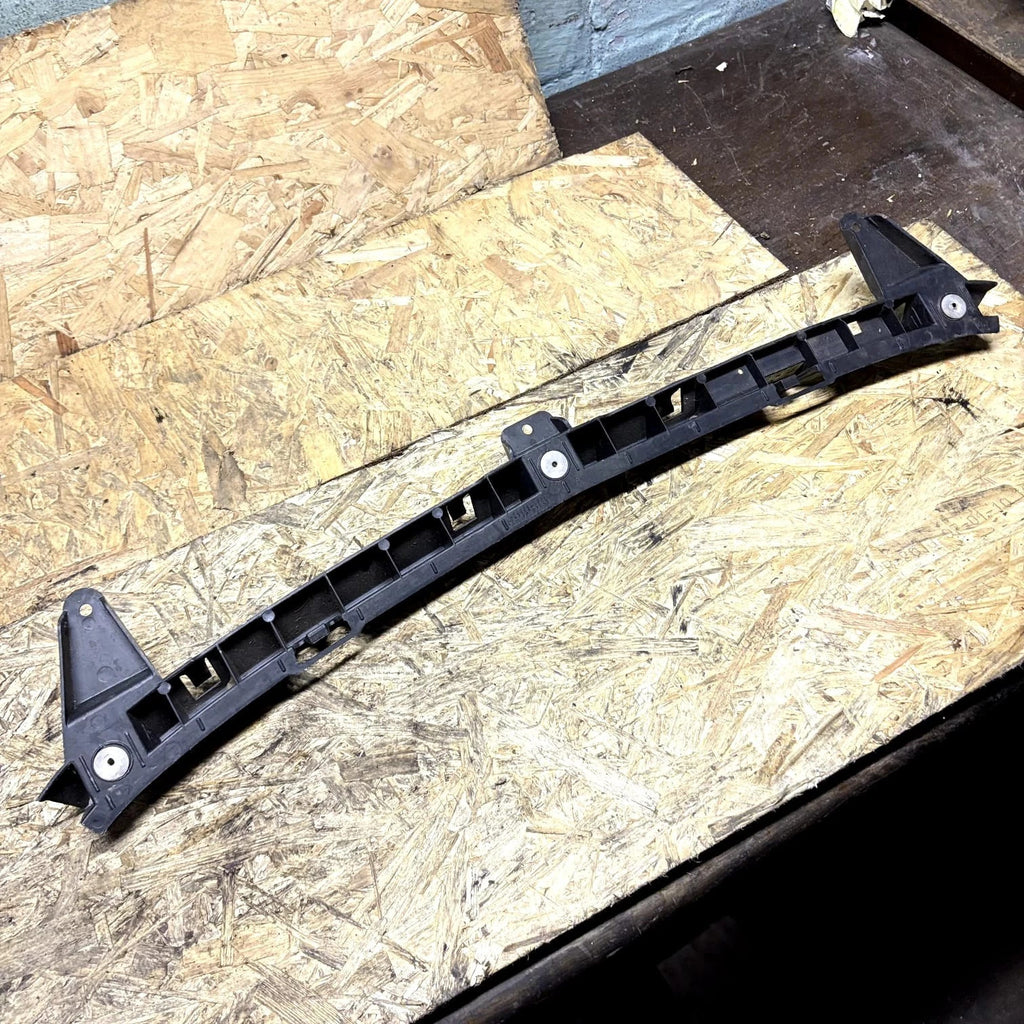 VAUXHALL CORSA D REAR BUMPER SUPPORT BRACKET 13179908 2013