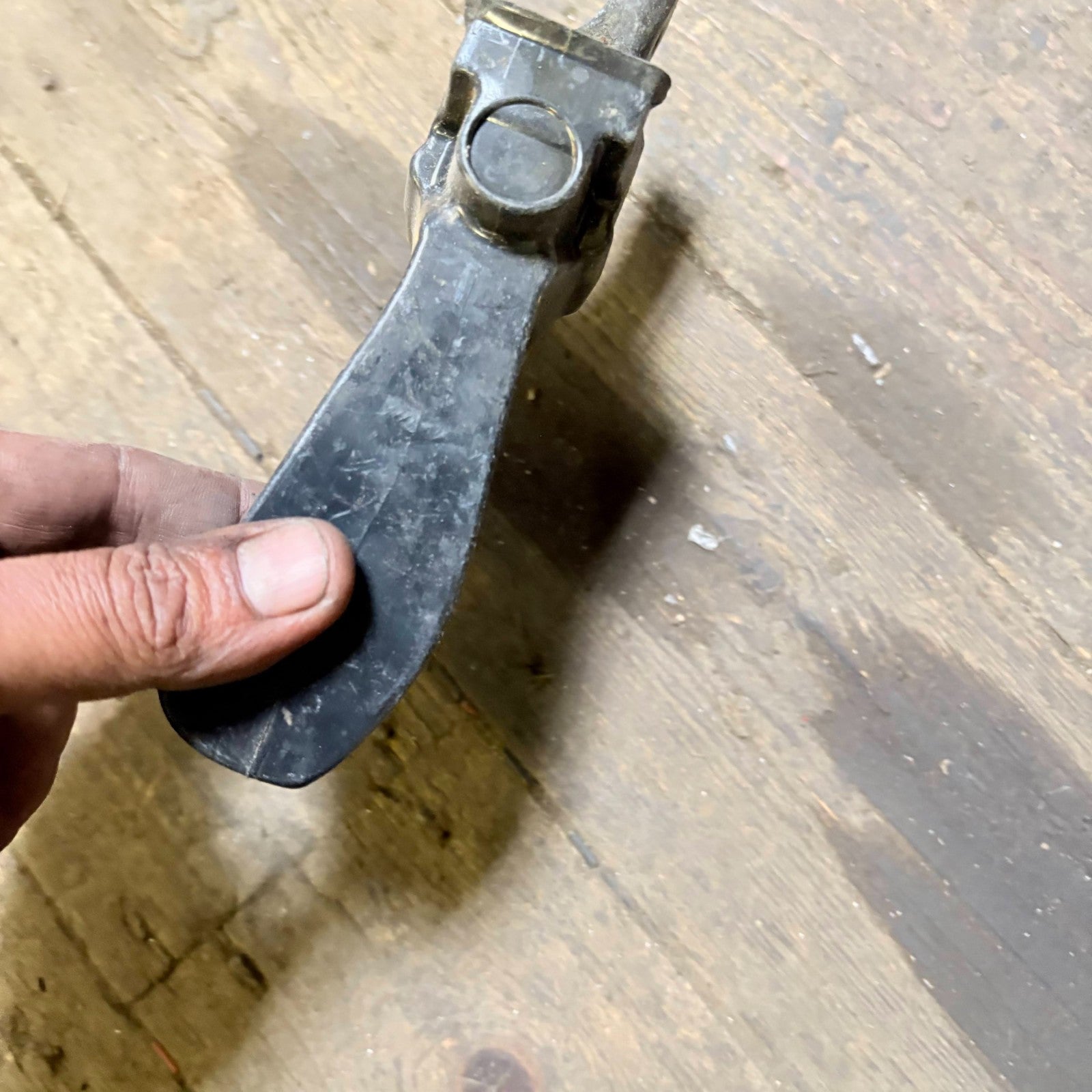 SKODA FABIA 2017 MK3 PASSENGER REAR LEFT DOOR CHECK STRAP 6V0839267