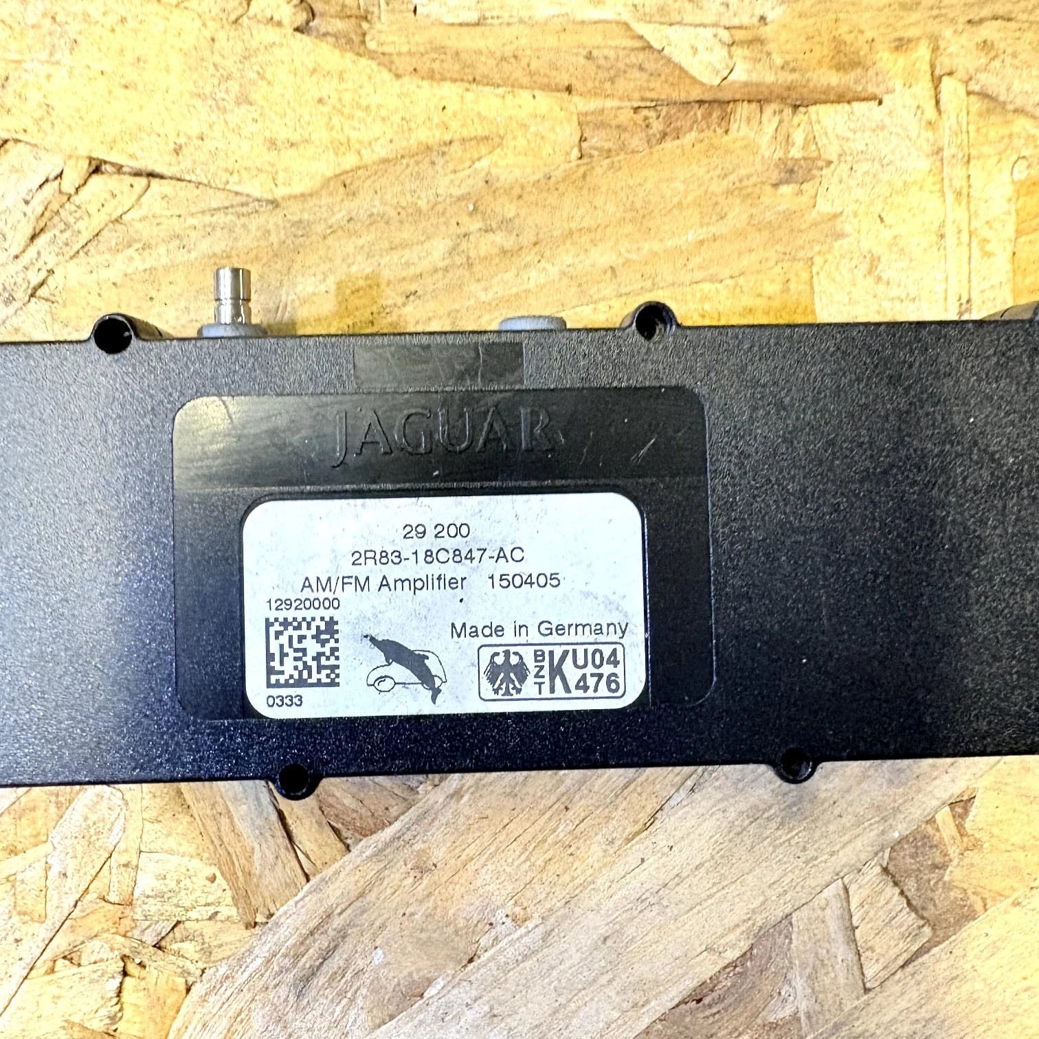 Jaguar S Type Aerial Antenna Amplifier 2R83-18C847-Ac 2.7 D 2005