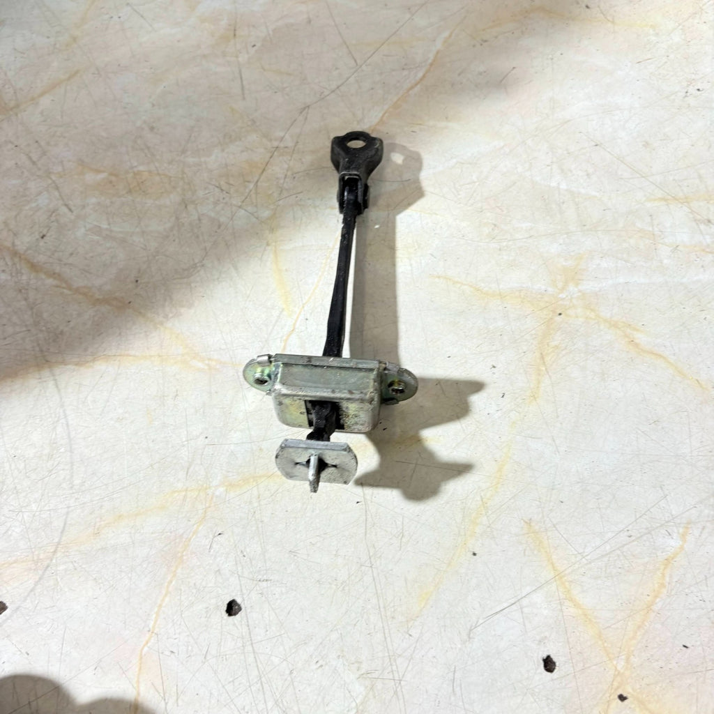 Nissan Note E11 2006-2013 Rear Left Door Check Strap Door Stay Stopper