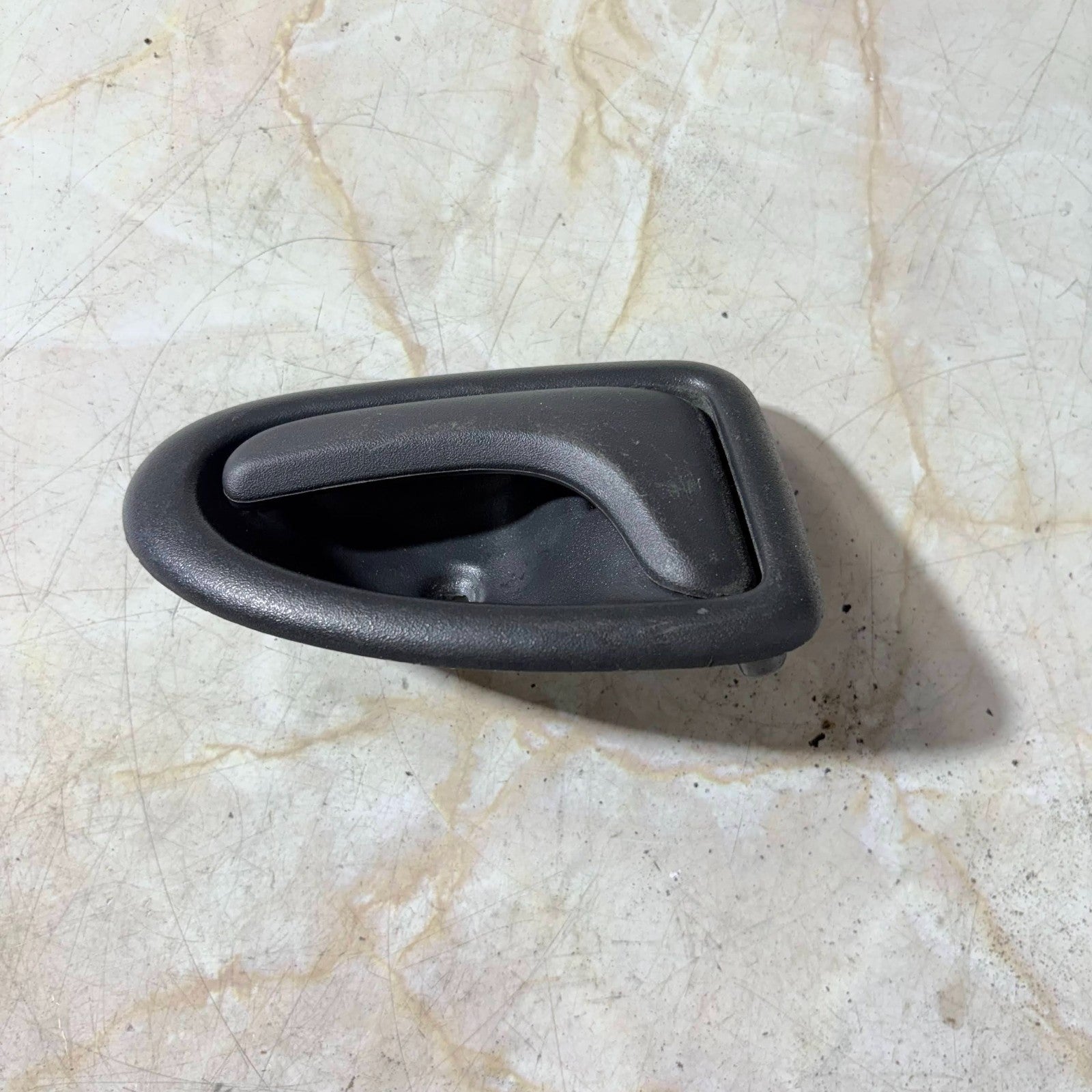 RENAULT TRAFIC/VAUXHALL VIAVARO 2700 LEFT REAR INTERIOR DOOR HANDLE 7700432707
