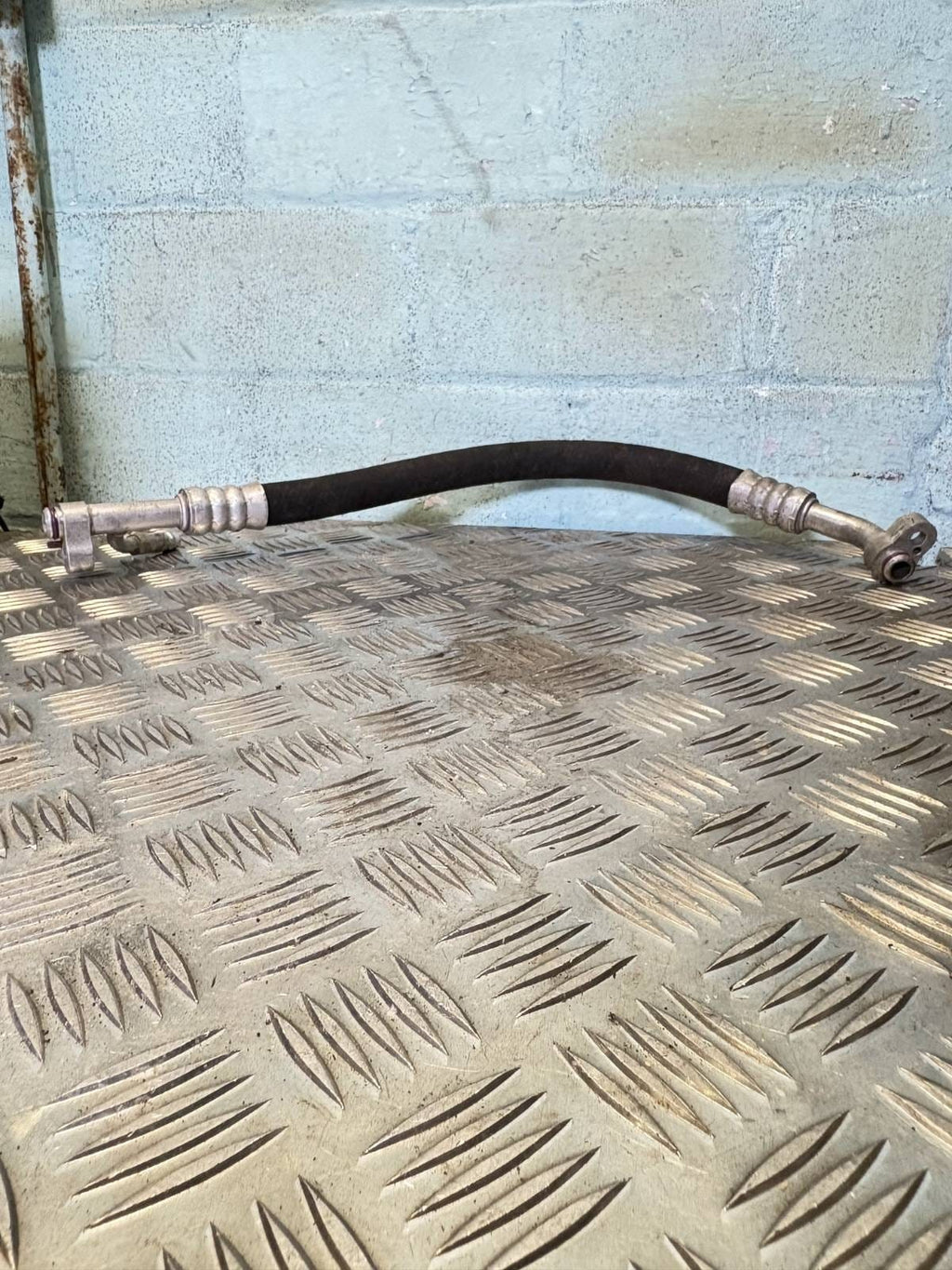 AC PIPE Air Hose Pipe VW Beetle 2006