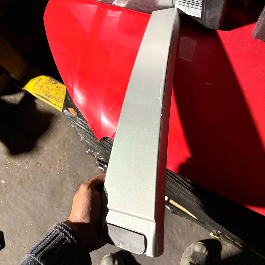 Porsche 2004 Right Front Exterior B Pillar Trim