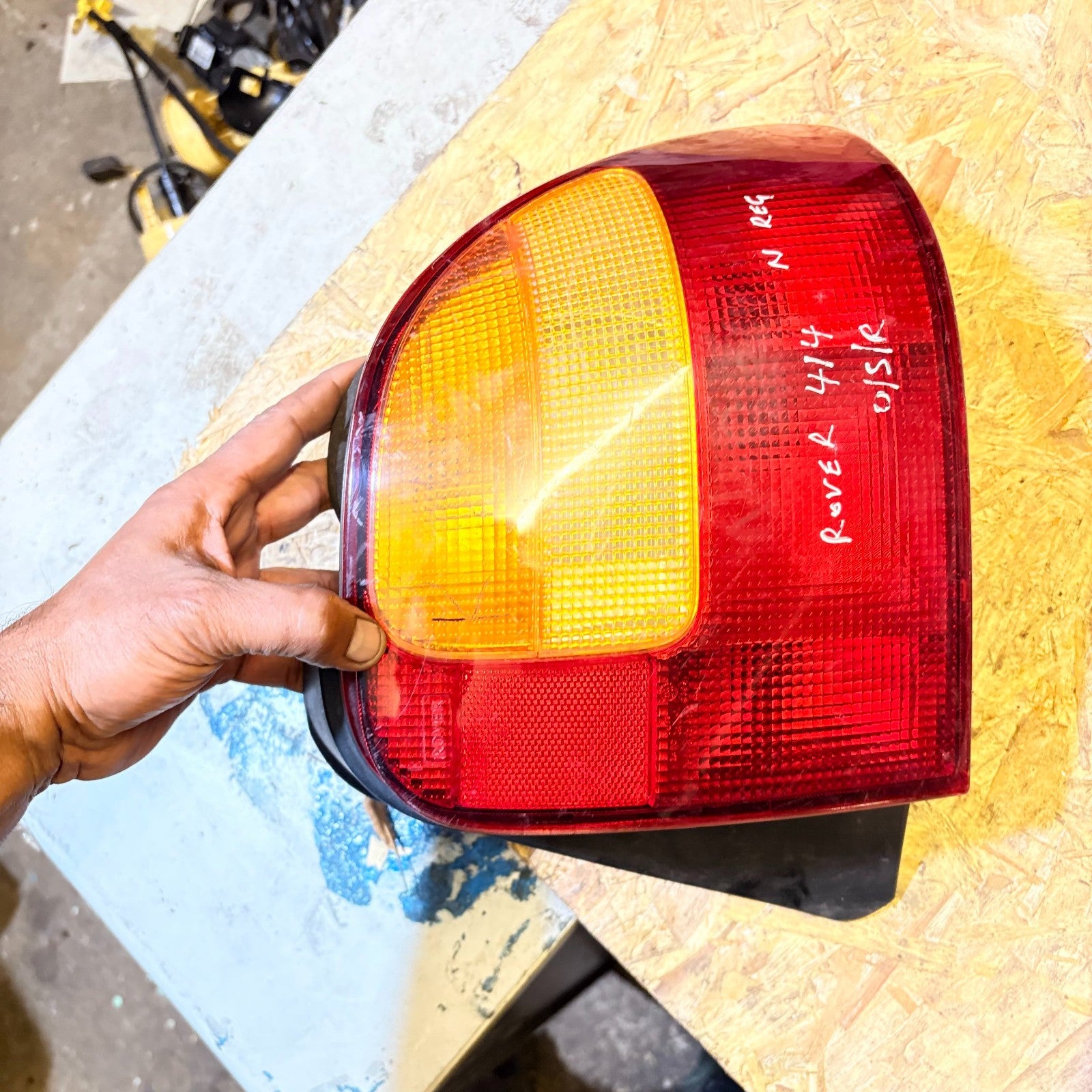 ROVER 414 1995-1999 5DR REAR TAIL LIGHT DRIVERS SIDE OFFSIDE REAR