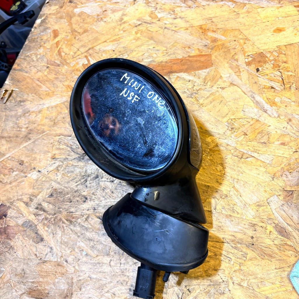 MINI ONE-LEFT PASSENGER'S NEARSIDE VIEW MIRROR