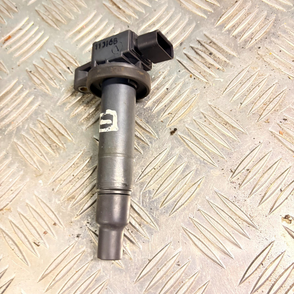 2004 TOYOTA YARIS IGNITION COIL 90080-19021