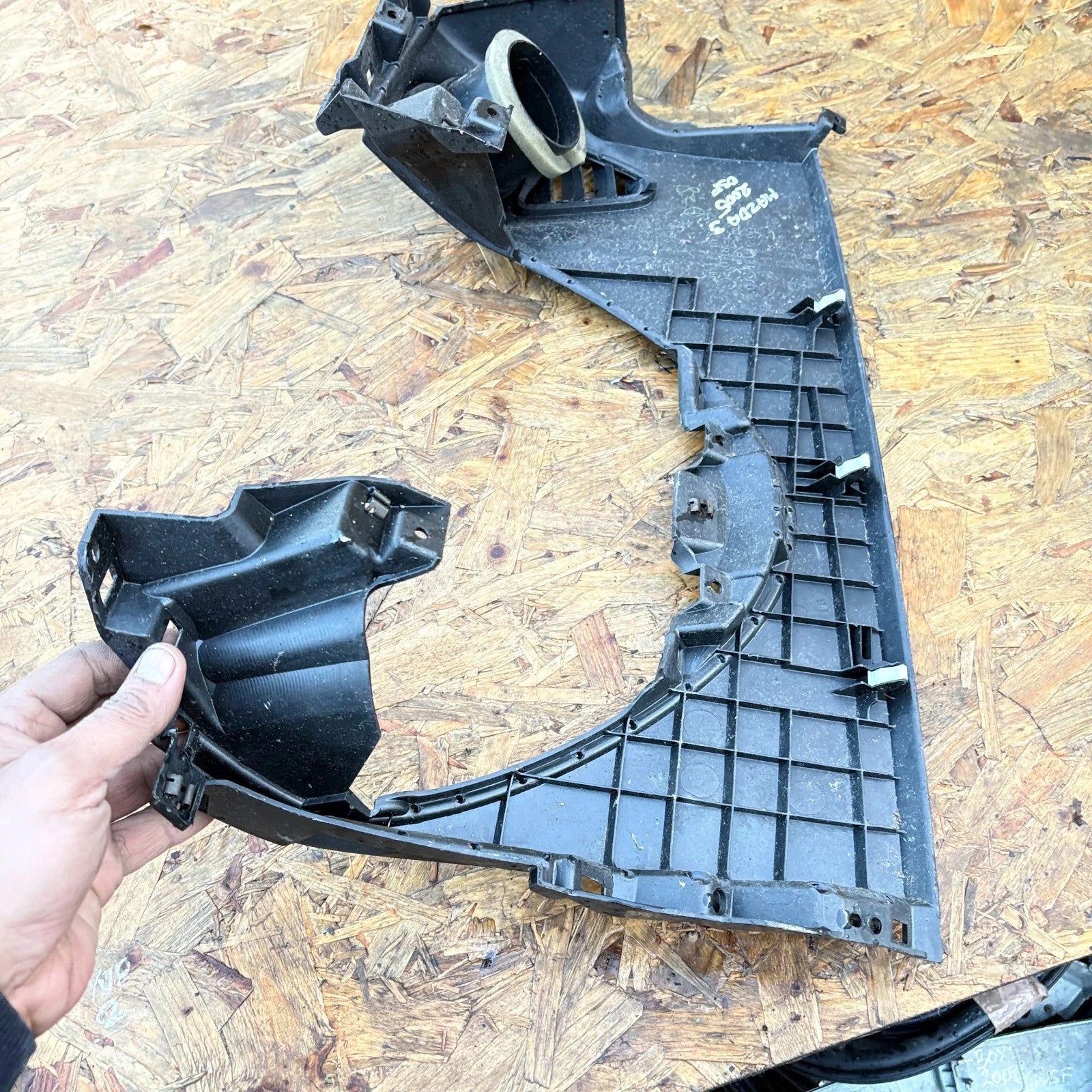 Mazda 3 2004-2009 Front Right Driver Side Dash Trim B32H-60-360