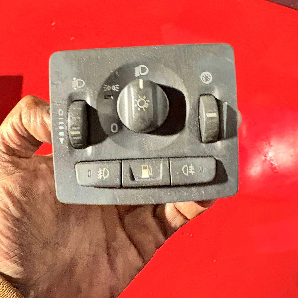 VOLVO C30 FRONT HEADLIGHT SWITCH CONTROL PANEL 30739300 2006-2013