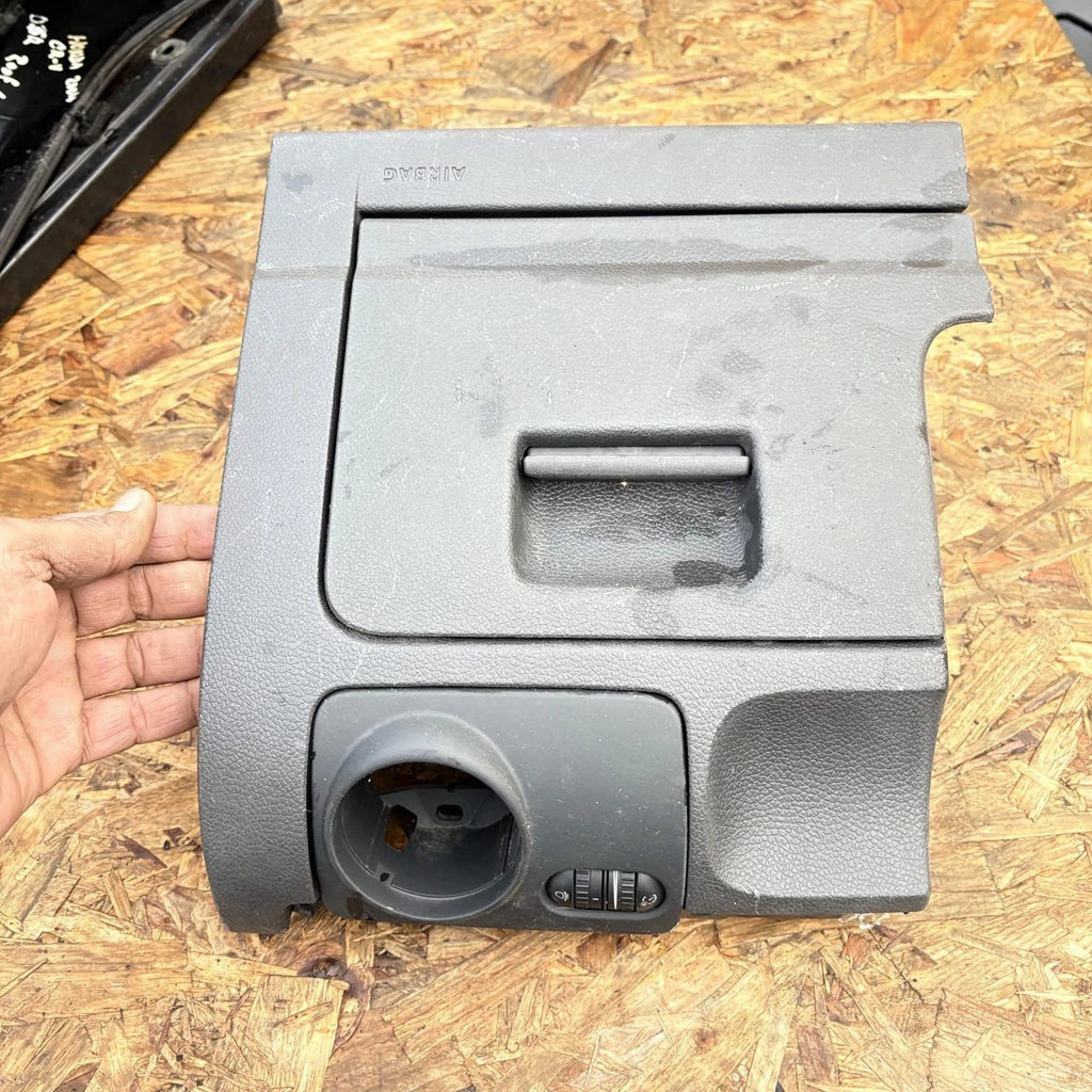 VW Golf Cabrio 1.4 TSI 2011 Dashboard Cubby Box 5K2858368C 15008250
