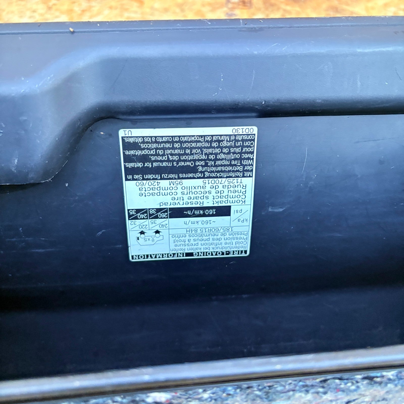 Toyota Yaris MK2 XP90 2005-2011 Dashboard Glove Box Storage 55551-0D070