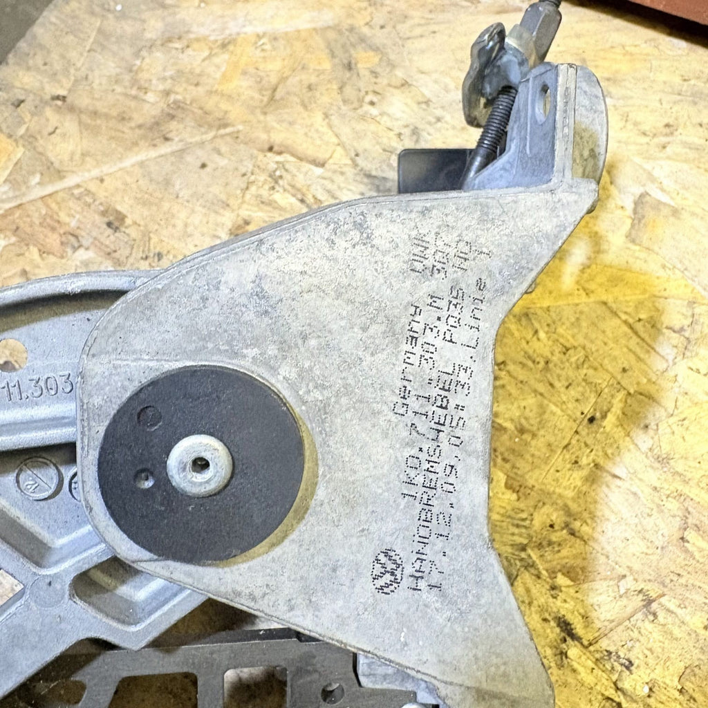 VW GOLF 1K0711303M HAND PARKING BRAKE LEVER 2008-2012