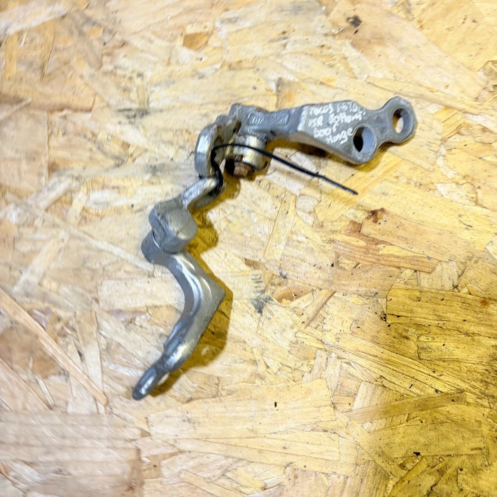 Ford Focus Rear Right Side Door Hinges 2008-2011