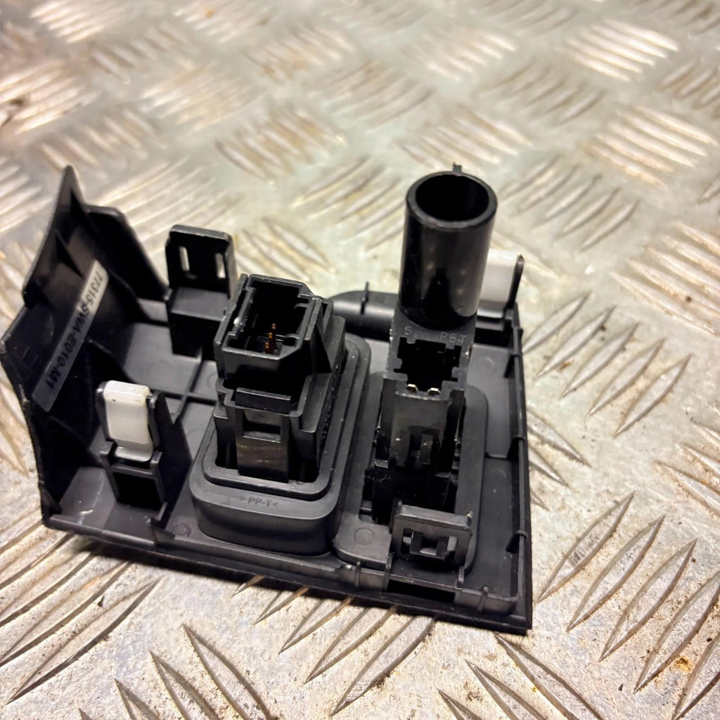 HONDA CR-V PARKING SENSOR SWITCH 2006 TO 2009 77315-SWA-E010-M1
