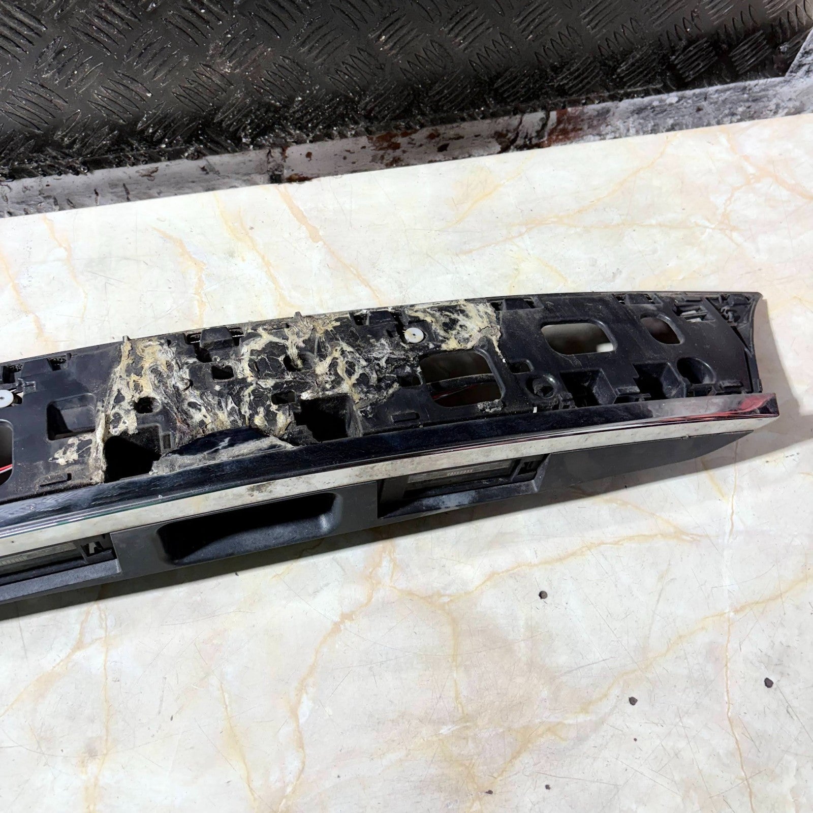 Vauxhall Meriva B 2010-2017 Rear Boot Handle Trim Panel Chrome Strip 13268754