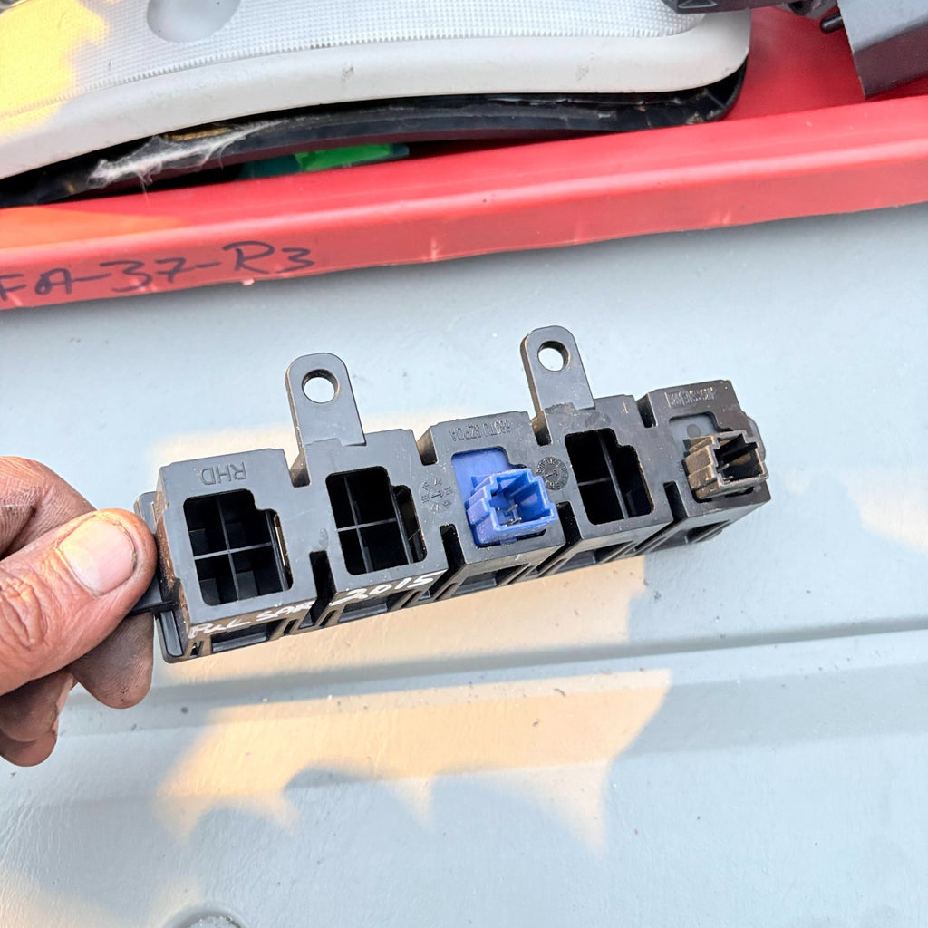 NISSAN PULSAR 2015 TRACTION CONTROL BUTTON SWITCH PANEL