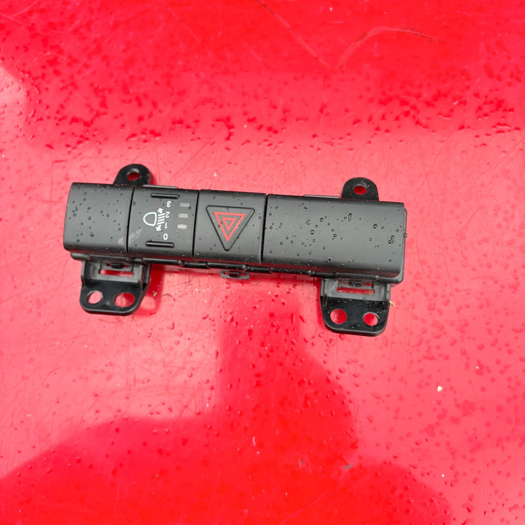 DODGE CALIBER INTERIOR HAZARD SWITCH BLACK P04602709AD 2008