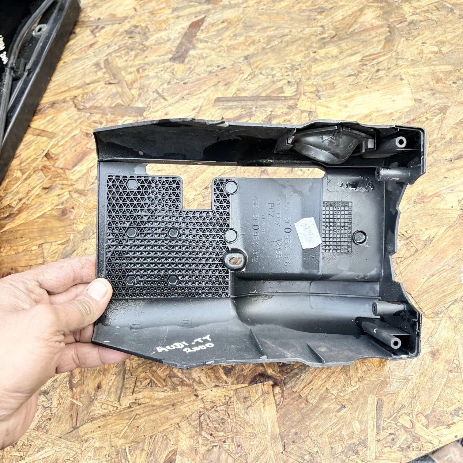 Audi TT 3.2 MK1 Quattro 8N Steering Column Lower Cover 8N0953516 2000