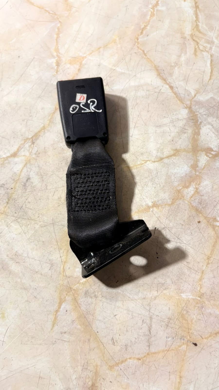 Fiat 500 Abarth Rear seat belt buckle 34045524 LIQ4527