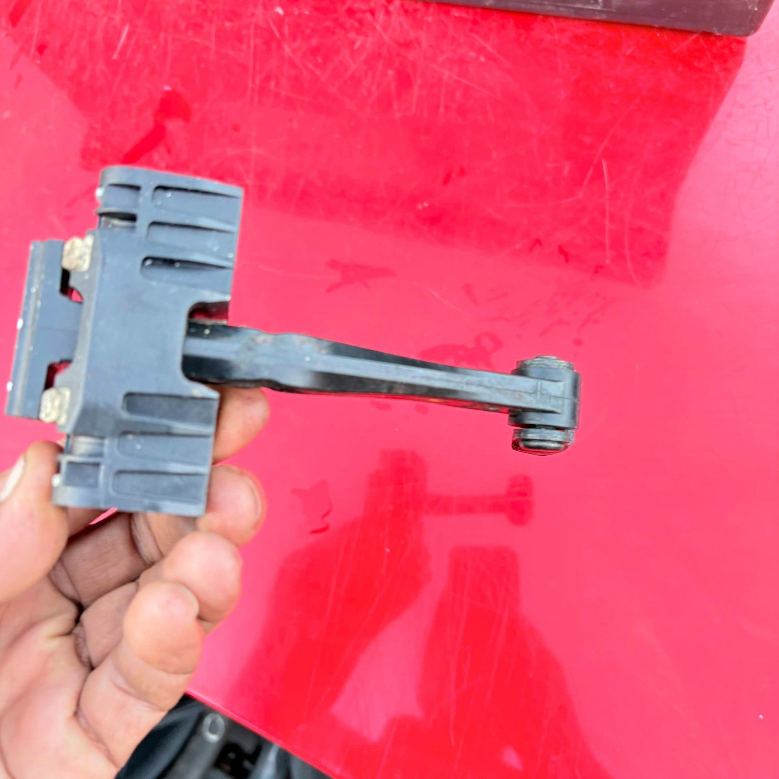 BMW 1 Series E87 116i Front Right Door Check Strap Door Stay 2006-2011