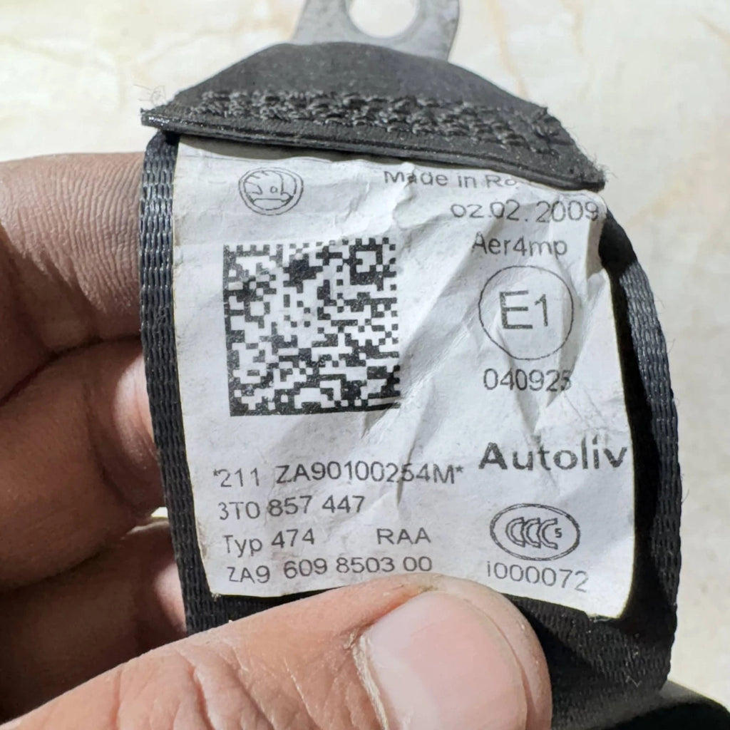 Skoda Superb Mk2 2008-2015 Rear Passenger Seat Belt 3T0857447