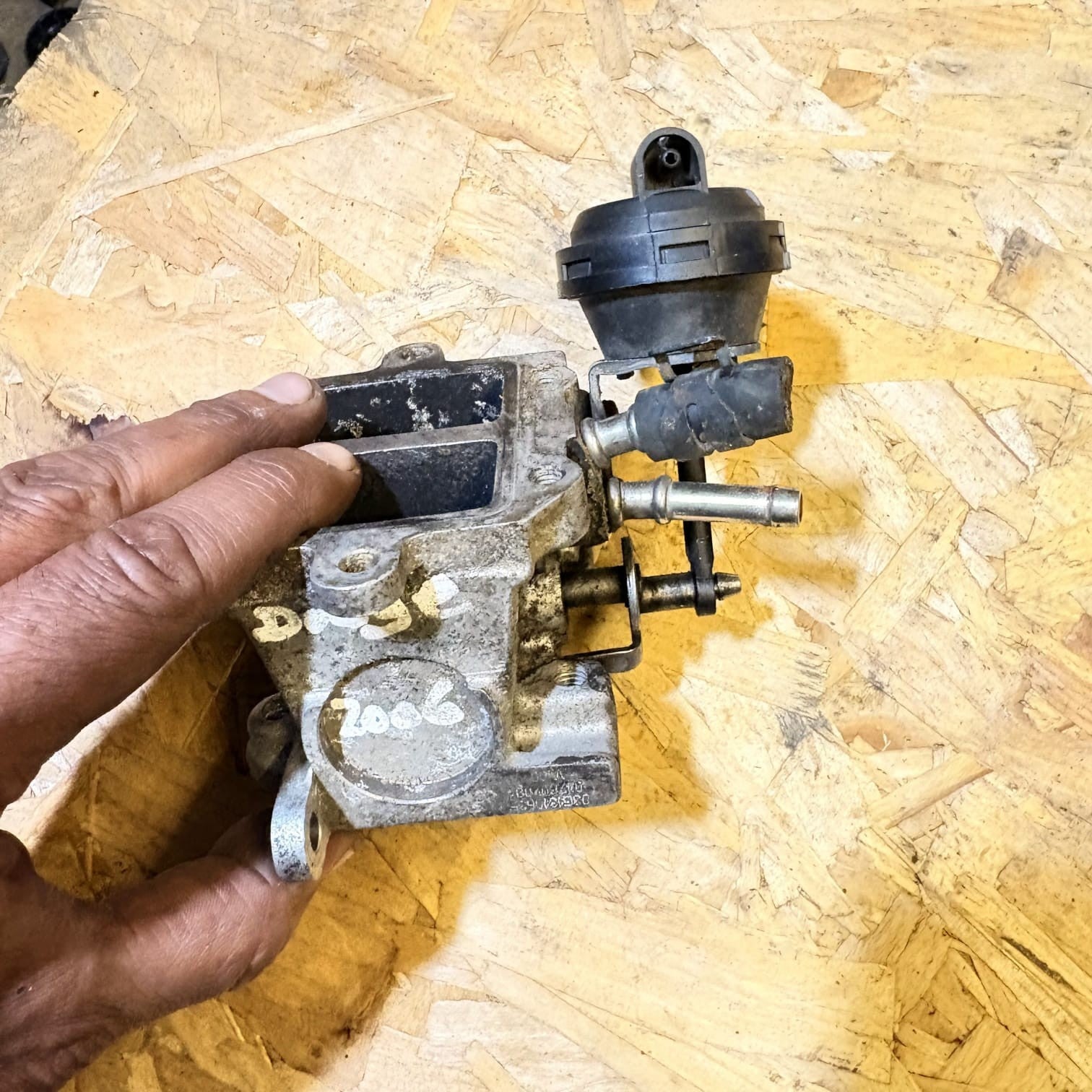 103557 BUTTERFLY VALVE EGR VOLKSWAGEN PASSAT 2.0 D 103KW 6M 5P (2006) PARTS