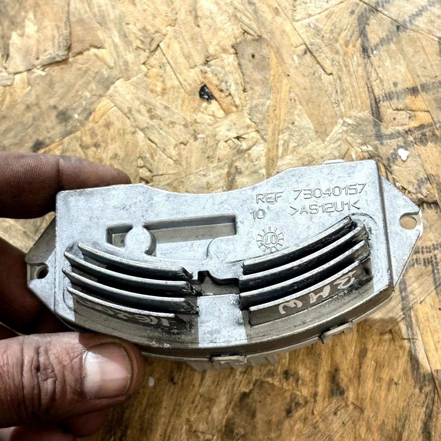 BMW 1 Series E87 Heater Resistor 73040157 2007