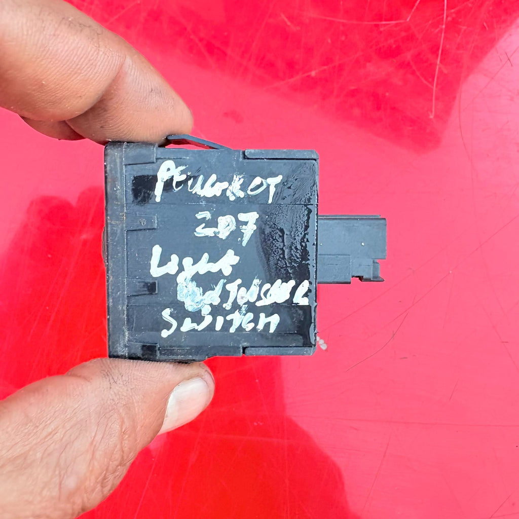 PEUGEOT 207 2006-2012 HEADLIGHT HEIGHT ADJUSTMENT SWITCH RHEOSTAT 96384422