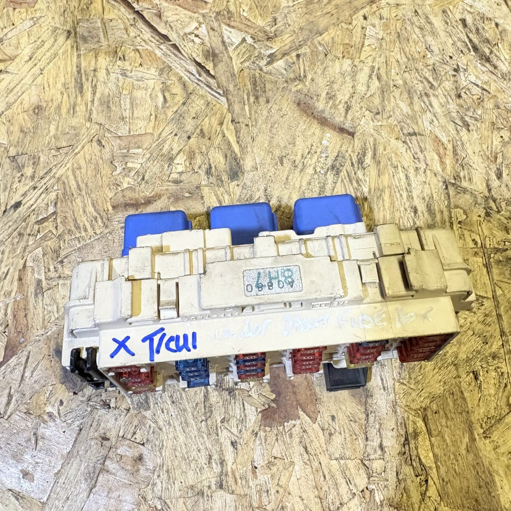 Nissan Xtrail 2001-2007 Under Dash Fuse Box