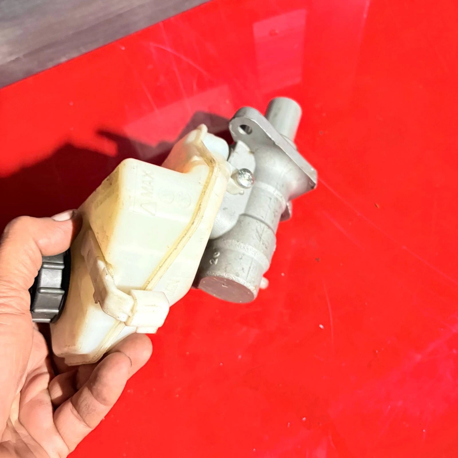 Land Rover Freelander 2 Brake Reservoir Master Cylinder 2006-2014 03.3508-8557.1