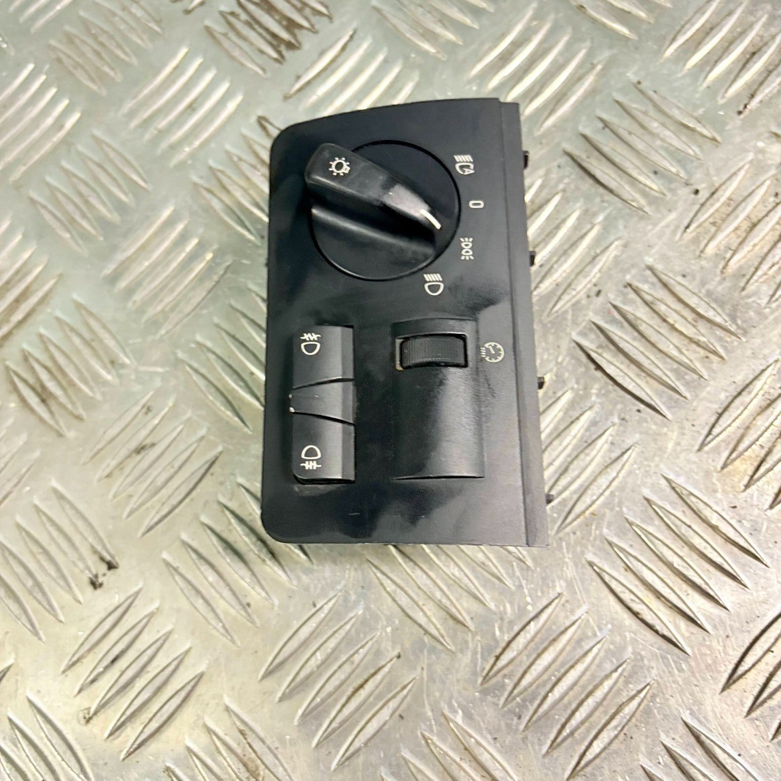 BMW E53 2001-2006 X5 HEADLIGHT SWITCH LIGHT CONTROL SWITCH 6 909 775