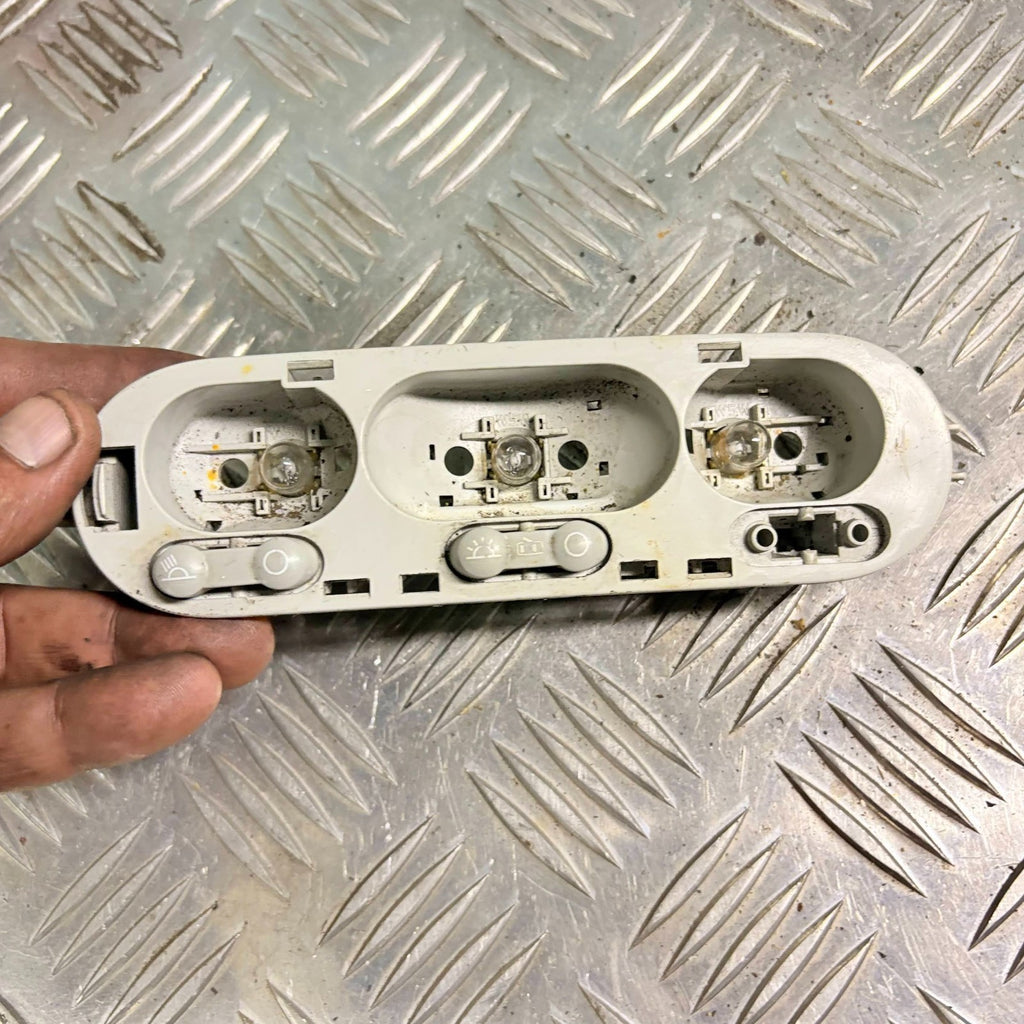 Nissan Micra 2008 Centre Interior Light