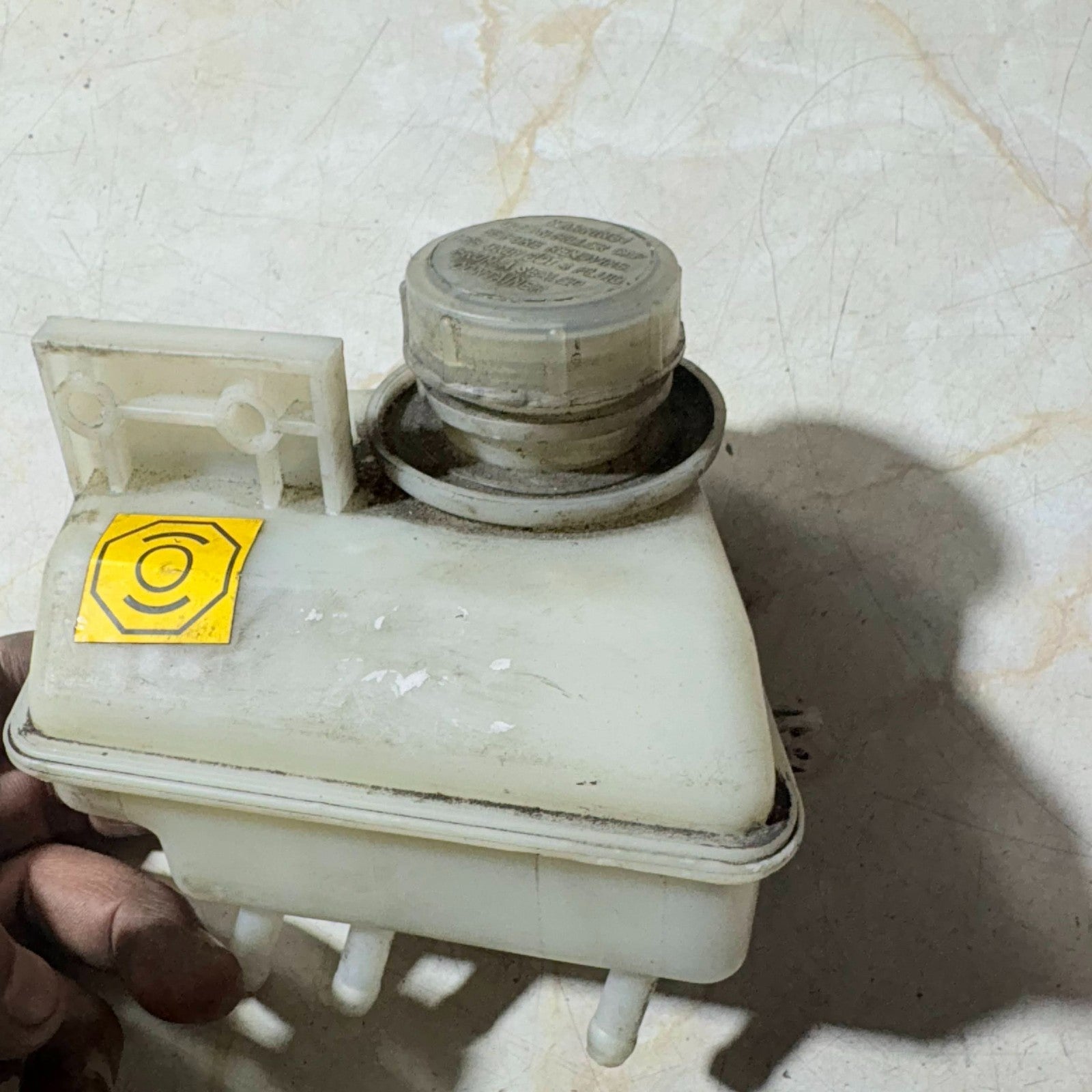 FIAT PUNTO MK2 188 1999-2006 BRAKE FLUID RESERVOIR TANK BOTTLE