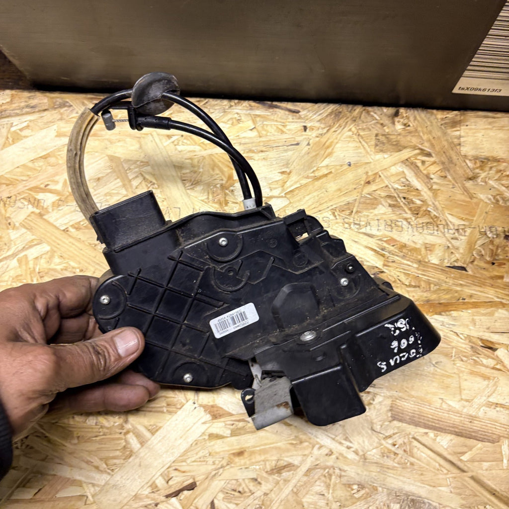 FORD FOCUS 2006 RIGHT REAR TAILGATE LOCK 4M5AA26413EC