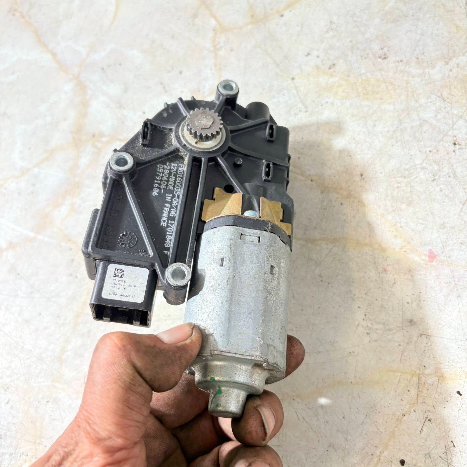Fiat Idea 2003-2012 5 Door Panoramic Sunroof Roof Glass Motor 6117002B Webasto