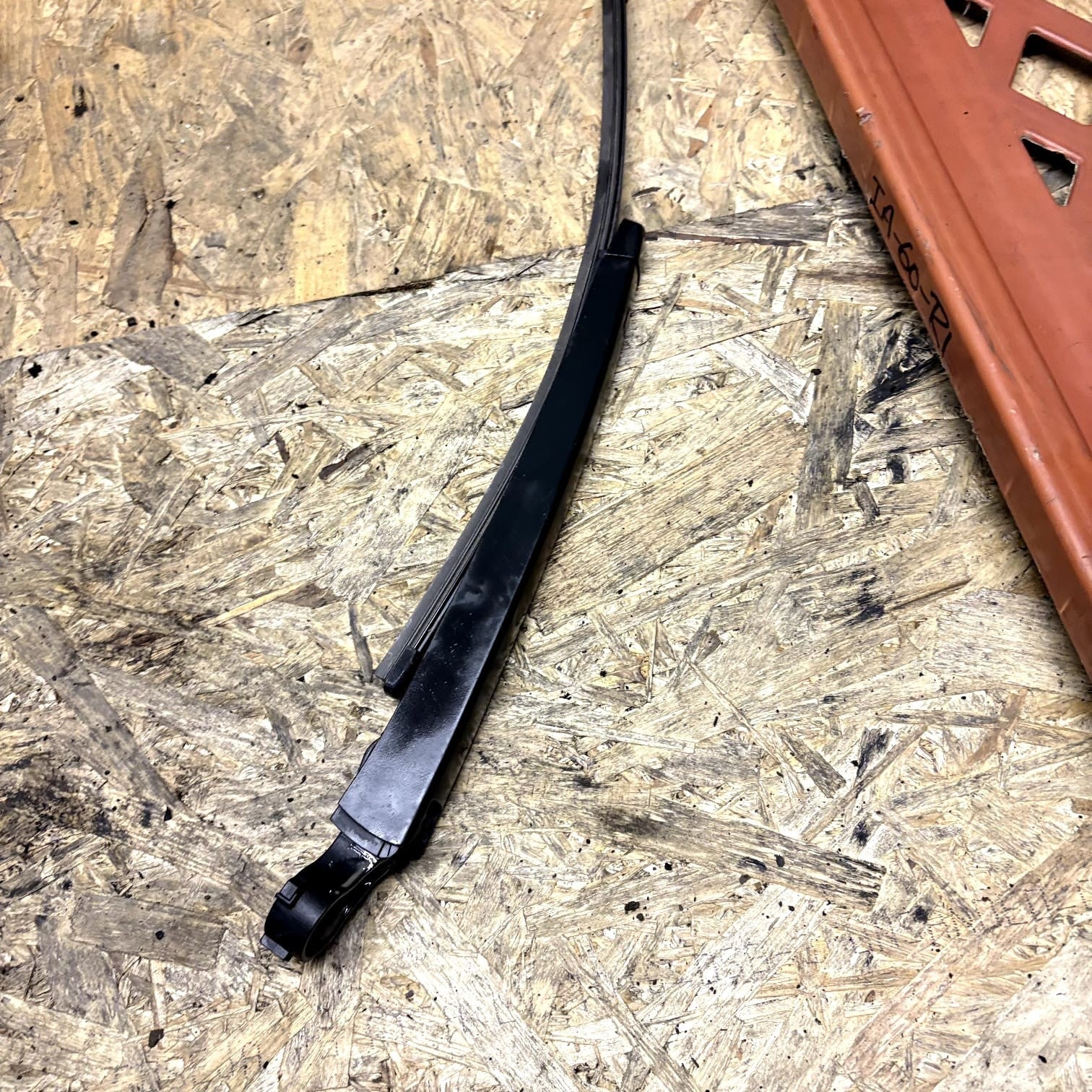 SKODA FABIA MK3 NJ 2014-2021 5DR REAR SCREEN WIPER ARM BLADE 5G9955707