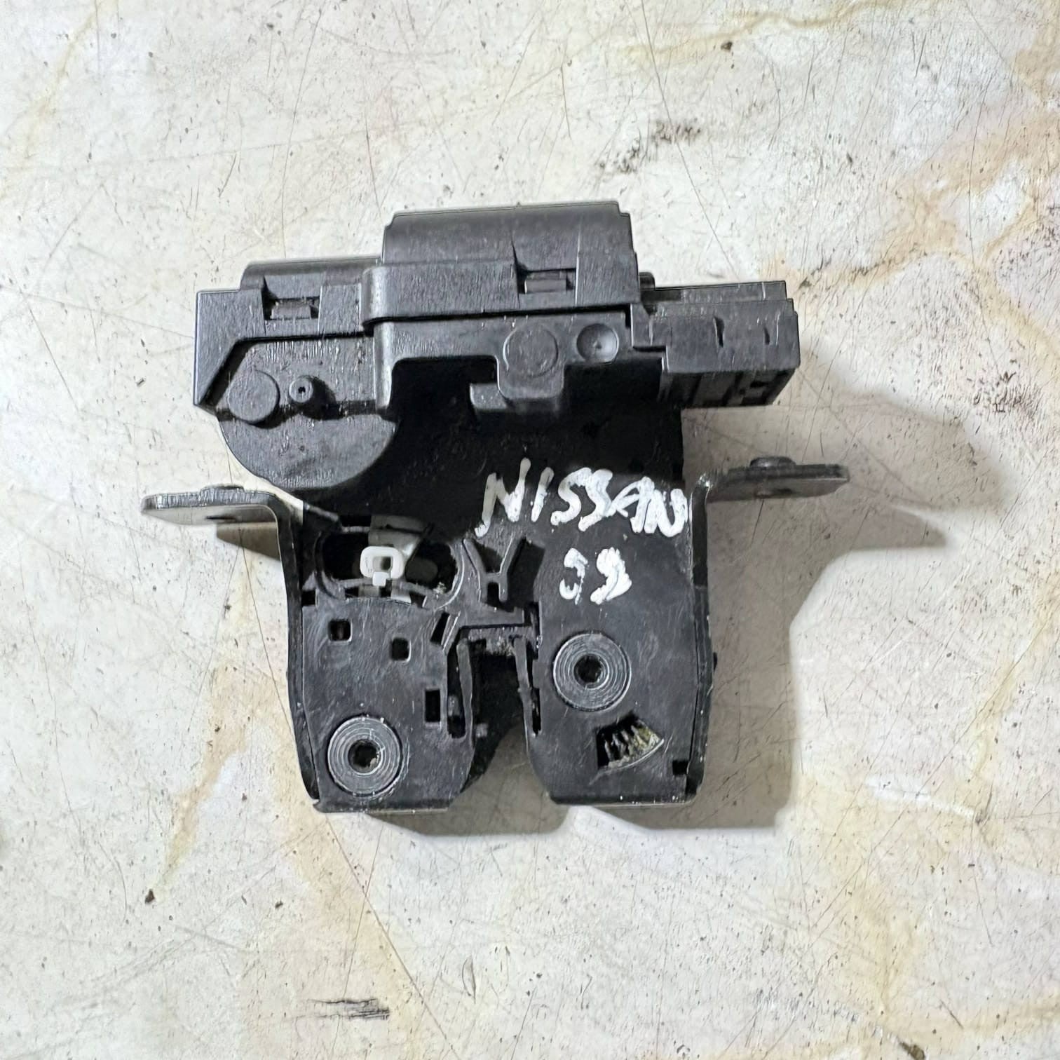 Nissan Qashqai Tailgate Boot Lid Lock SUV 4/5dr 90502AV70B (2008) 2.0 dCi
