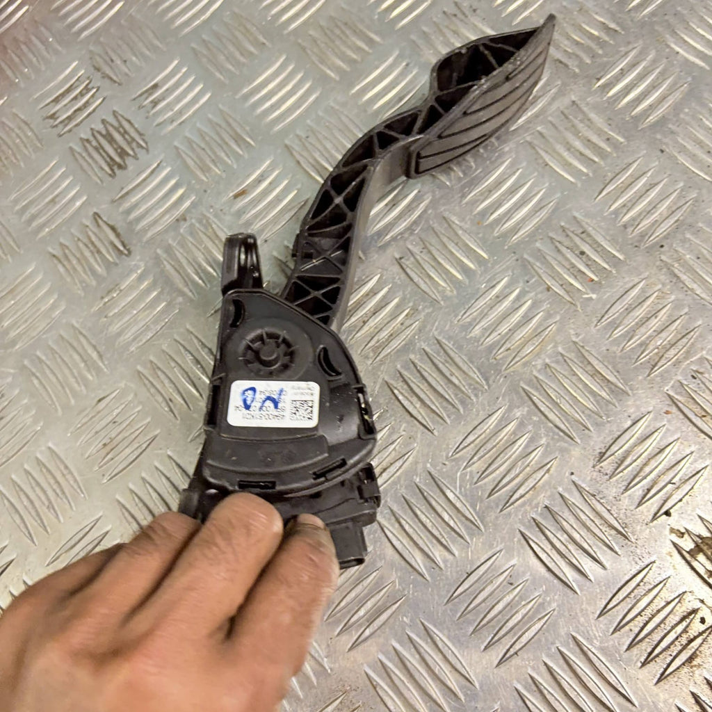 Vauxhall Agila B Accelerator Throttle Pedal 49400-51K01 1.2 Petrol 2012