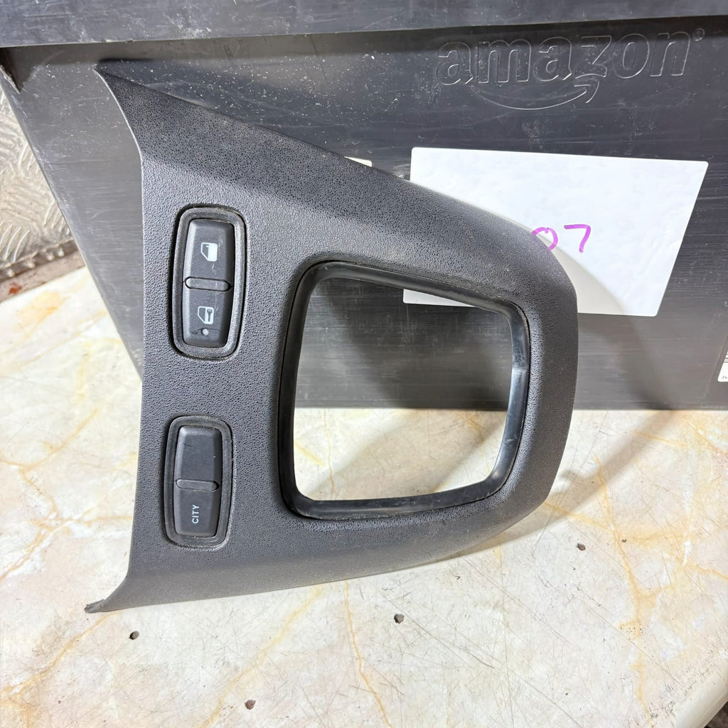 Fiat Idea 2003-2012 Lancia Musa 2004-2012 City/Window Lock Panel 735324543