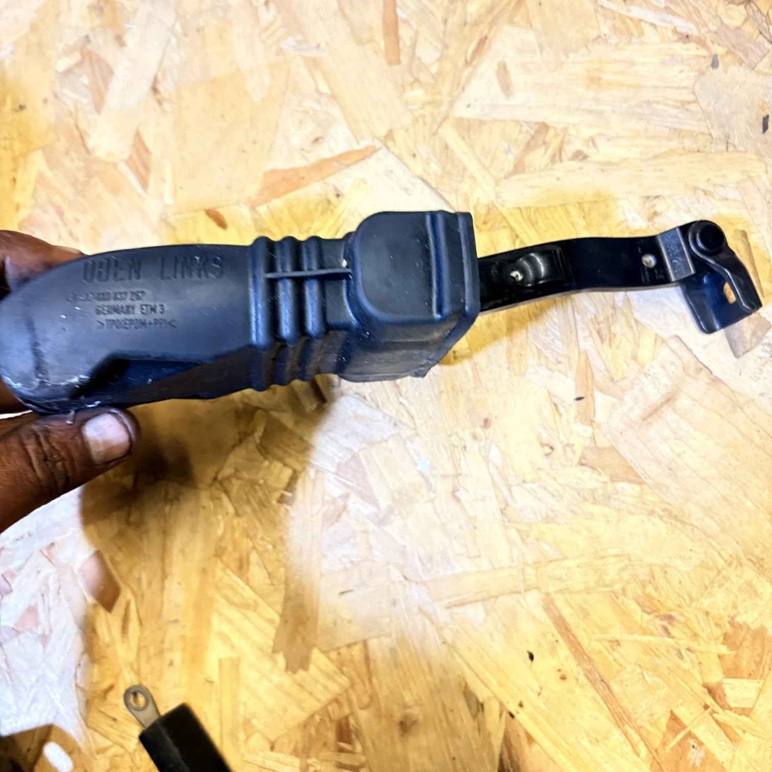 Audi Q5 8R Door Brake Stopper Check Strap Driver Front 8R0839249 2016