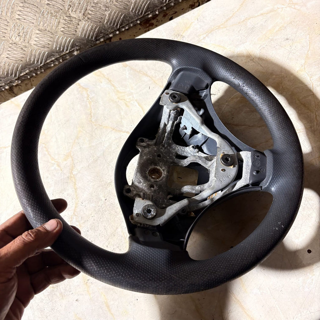 Mitsubishi Colt Z2 Z3 & Smart Forfour Steering Wheel MR977533 6027645D