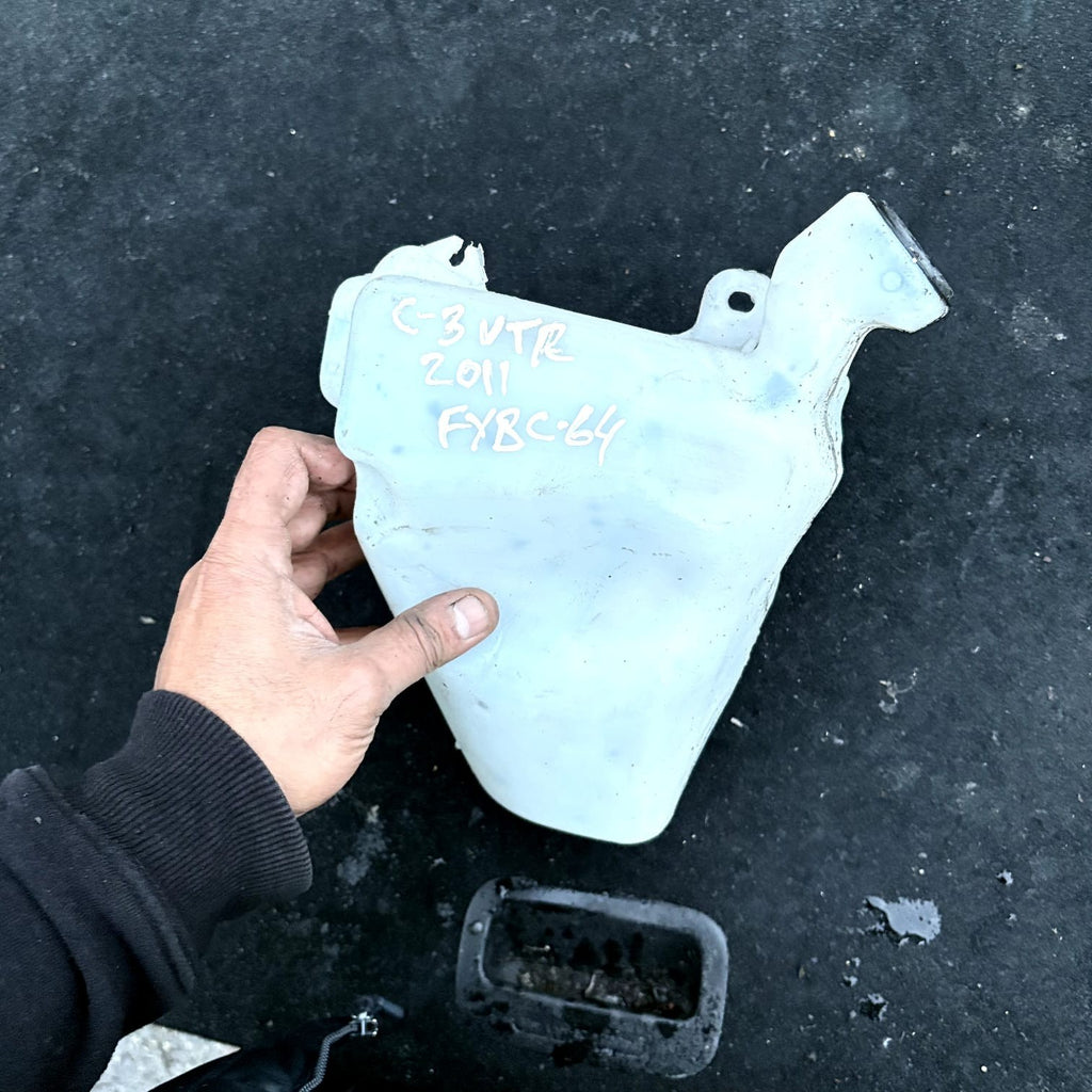 MK2 Citroen C3 2011 Windscreen Washer Bottle Tank Reservoir 9683988680
